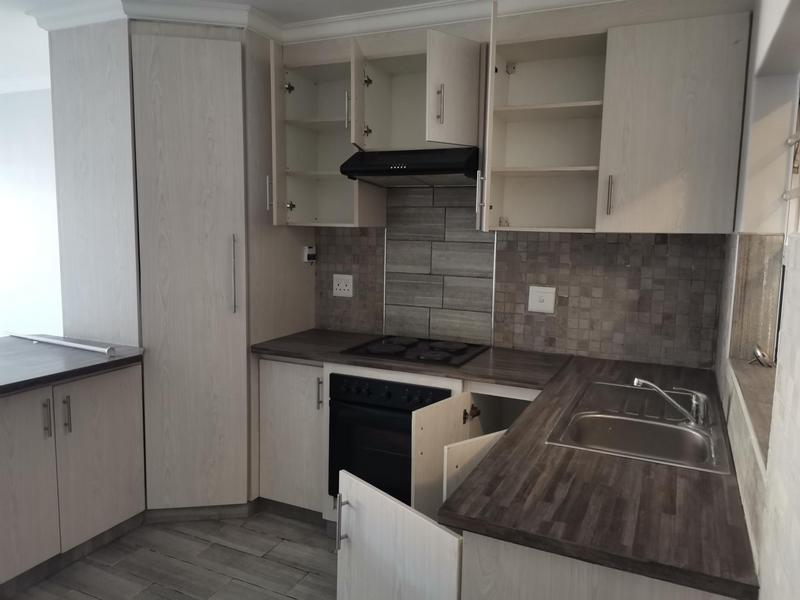 To Let 2 Bedroom Property for Rent in Island View Western Cape